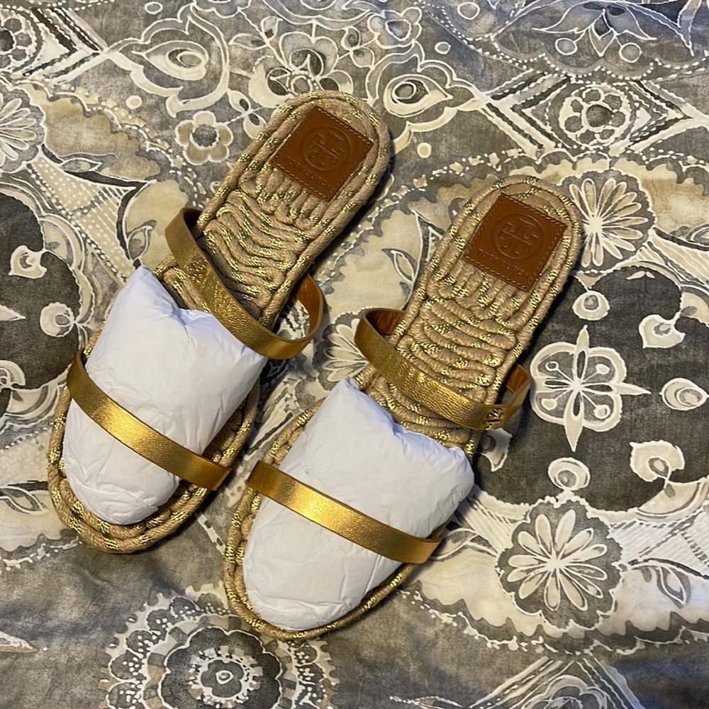 Tory Burch Flat Sandals size 8.5